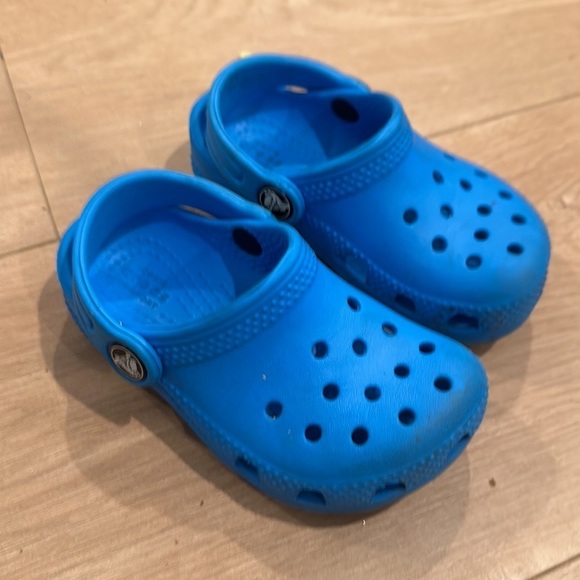 Crocs
Toddler's Classic Clog c7 blue - Picture 4 of 6